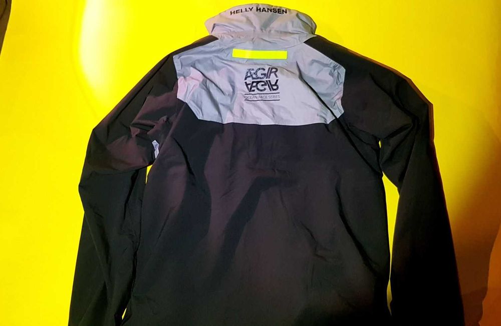 Продавам висок клас яке Helly Hansen ÆGIR Ocean Race Series (H2Flow™)