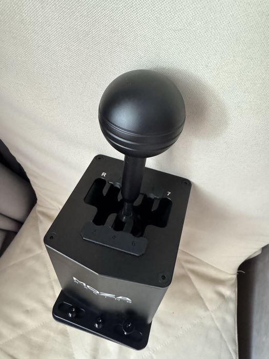 Moza Racing HGP Shifter + крепление (table clamp)