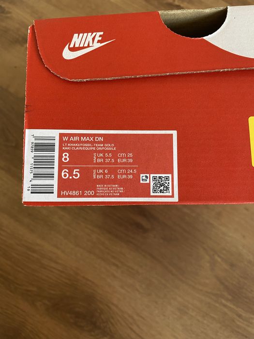 Nike Air Max DN sneakers