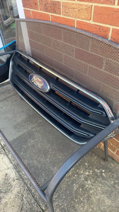 Ford transit custom  предна маска