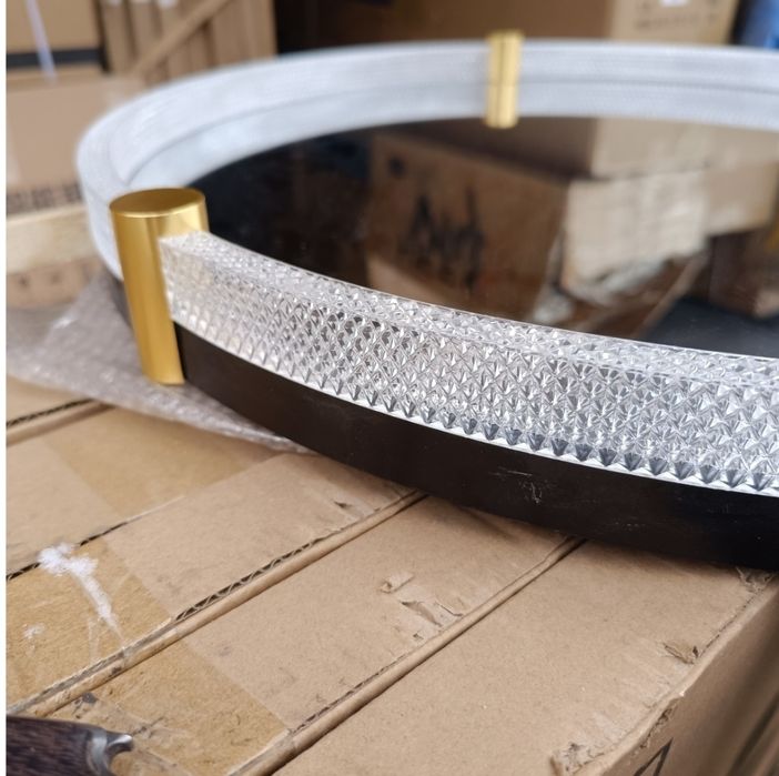 Зеркало с подсветкой