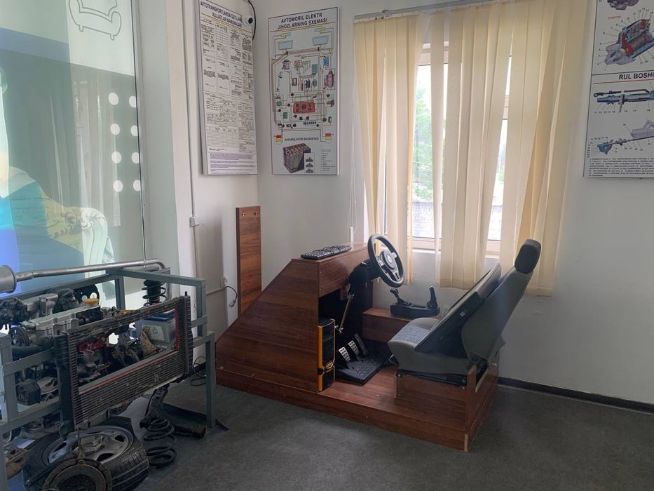 Parta Stul Kompyuterla 10 ta Trenajor hammasi sotiladi