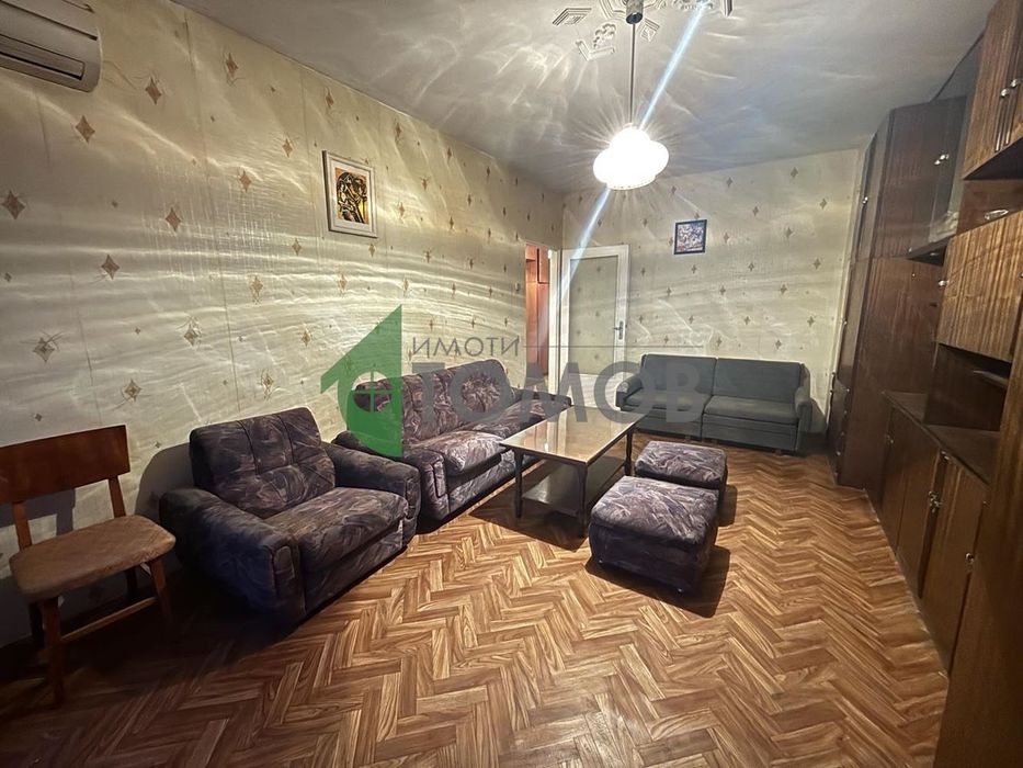 Тристаен апартамент в кв. Опълченски