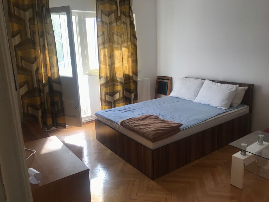 Inchiriere apartament