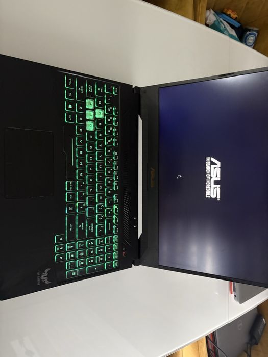 Asus TUF FX505D Gamig Laptop  / Ryzen 7/ GTX 1650 TI / 16GB Ram/ SSD
