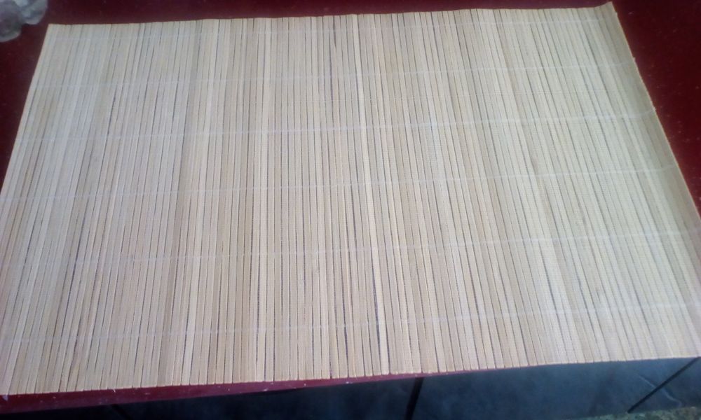 Ceas de perete rustic si set serv. prot. masa