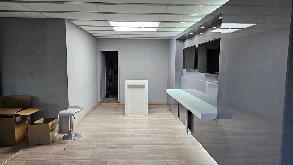 Дава се под наем Магазин в Добрич, Център - 91 кв.м за 765 € - Снимка #5