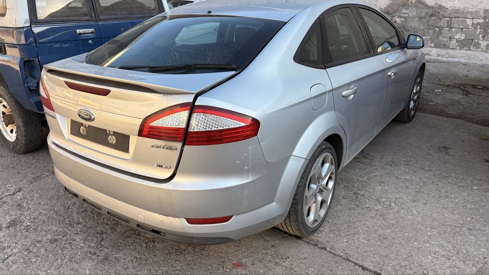 dezmembrez ford mondeo mk4