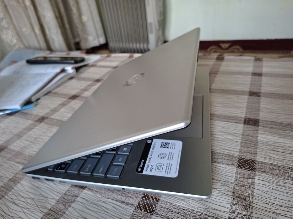 Kompyuter sotiladi  holat ideal 16/512