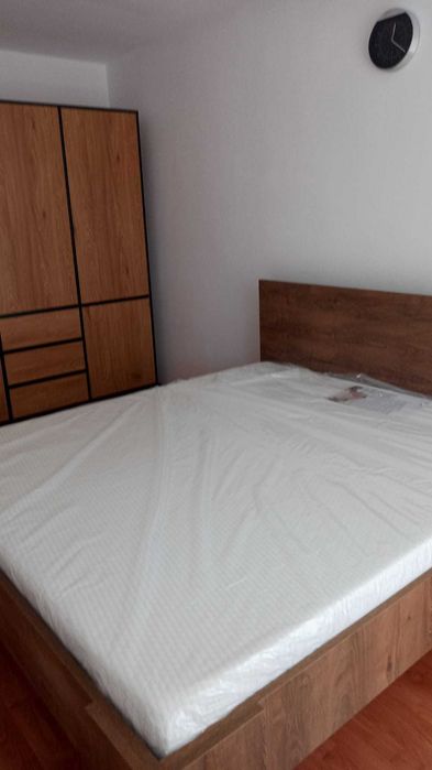 PF dau in chirie apartament 3 camere bucatarie 2bai zona centrala ,str.Dorobantilor .