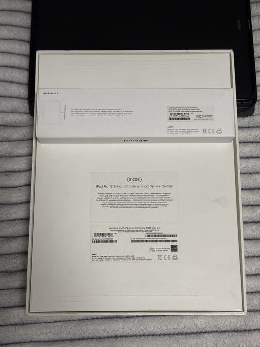 iPad Pro 12.9-inch (6th Generation) 512 GB