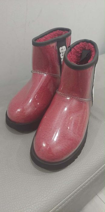 Дамски зимни боти UGG