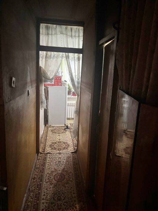 Срочно продаётся 1комнатная квартира 4 микрорайоне