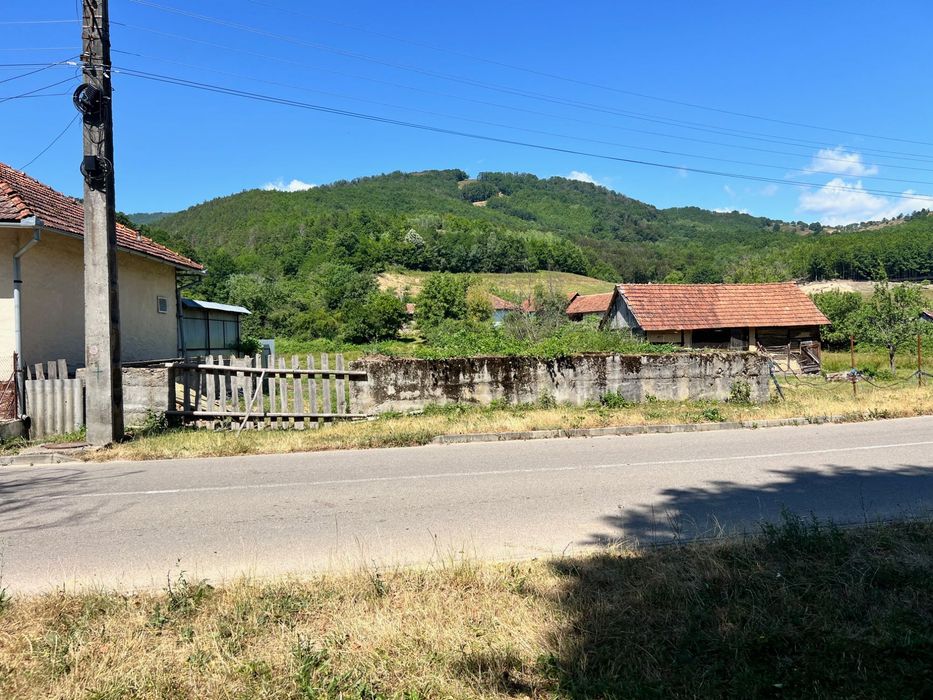 Vand Teren Intravilan Tarcaita
