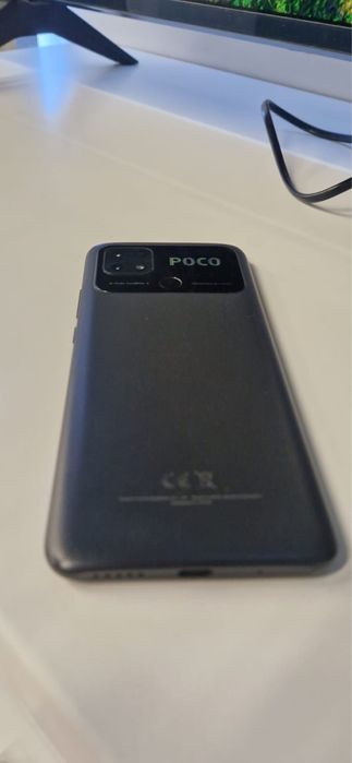 POCO C40 смартфон в отл. состоянии