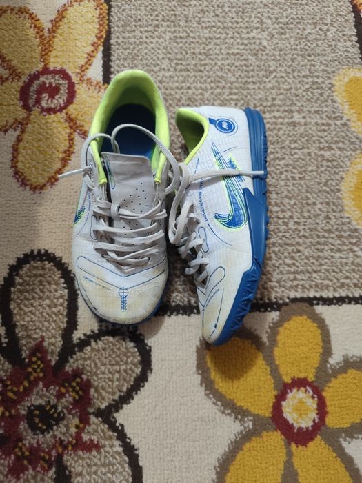 Ghete fotbal Nike, măsura 31