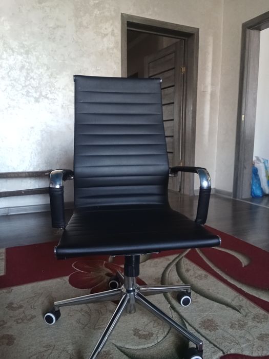 Офиска арналған кресло