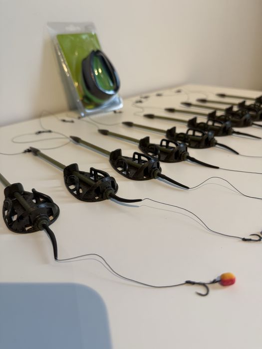 Set 10 Monturii Method Feeder + Matrita Nr.ac 8/10 momitor div GR