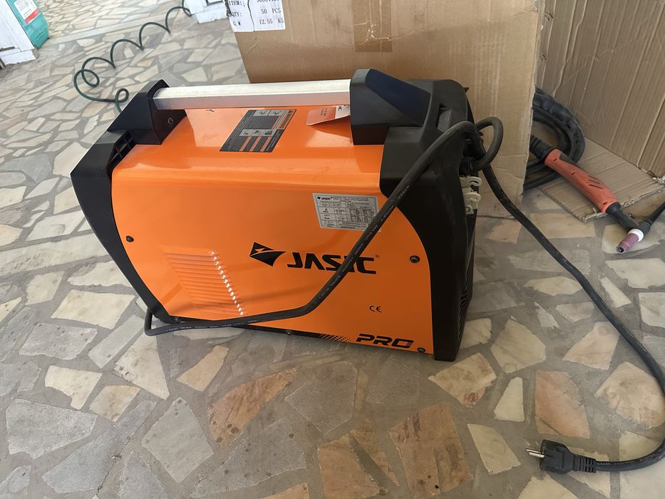 Suvarka aparat sotiladi argon srochna