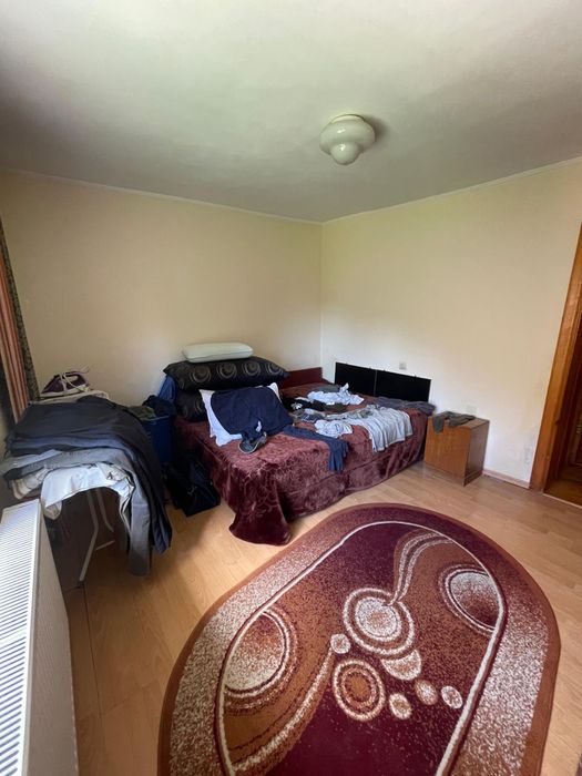Inchiriez casa pe traian!