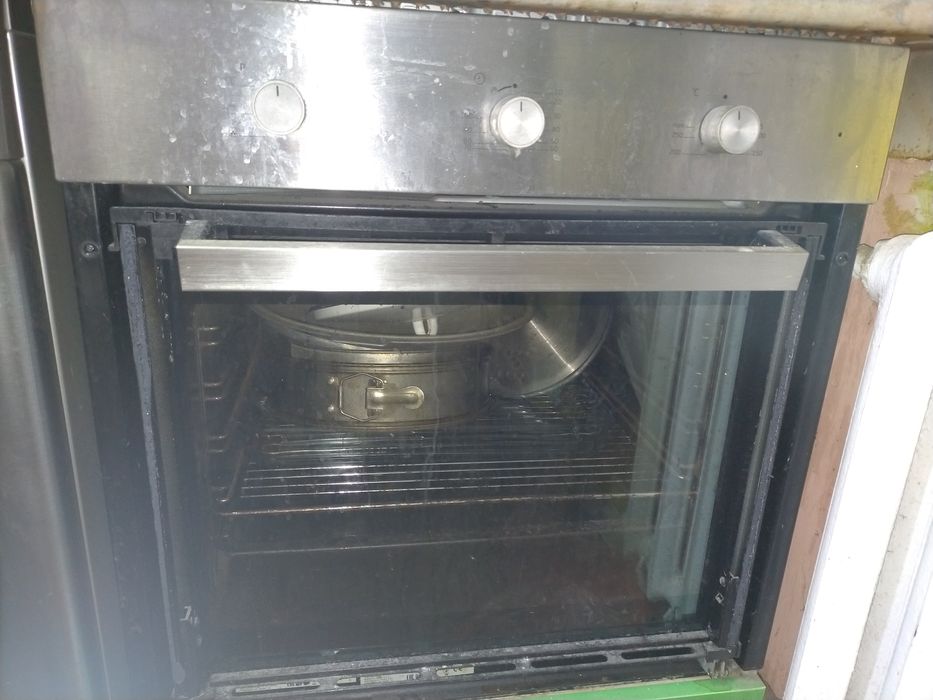 Продам духовой шкаф "Beko"