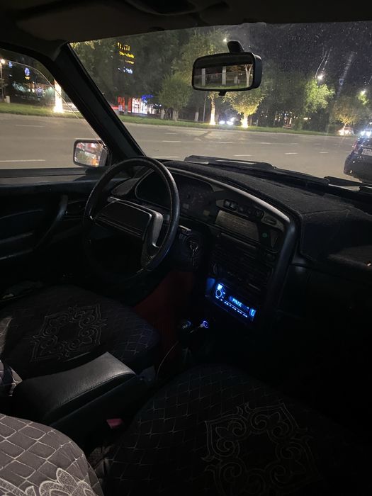 Машина Ваз 2115