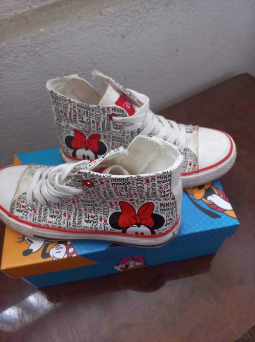 Кецове на MINNIE MOUSE новички