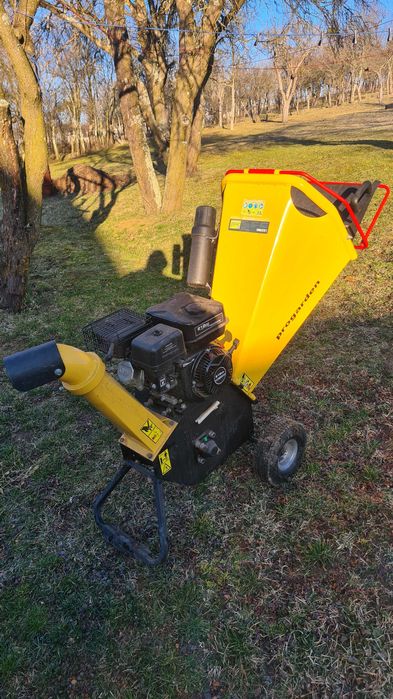 Tocator crengi gradina