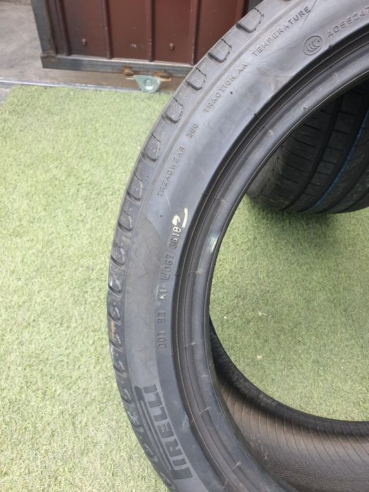 225.45.18 2x Pirelli 2x Continental