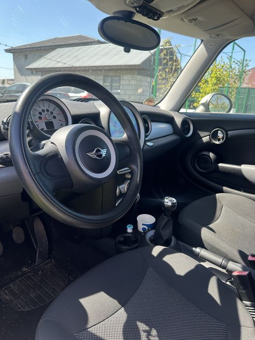 Vand Minicooper one /70.000 km