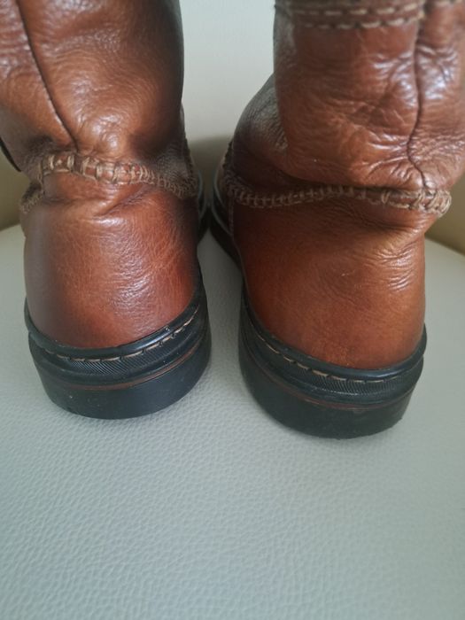 Cizme din piele naturala imblanite nr 43 impecabile