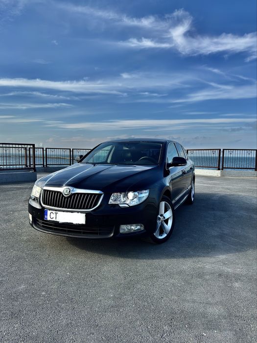 SKODA Superb 2011