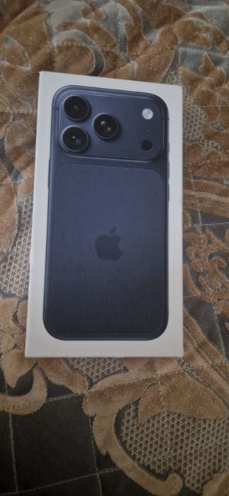 Iphone. 17 про XR с гарантием 256гб