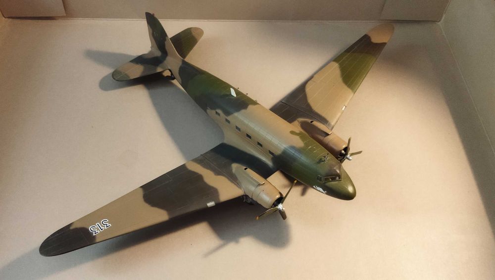 подарочная модель самолёта AC-47 Gunship 1/72 пр. Италия