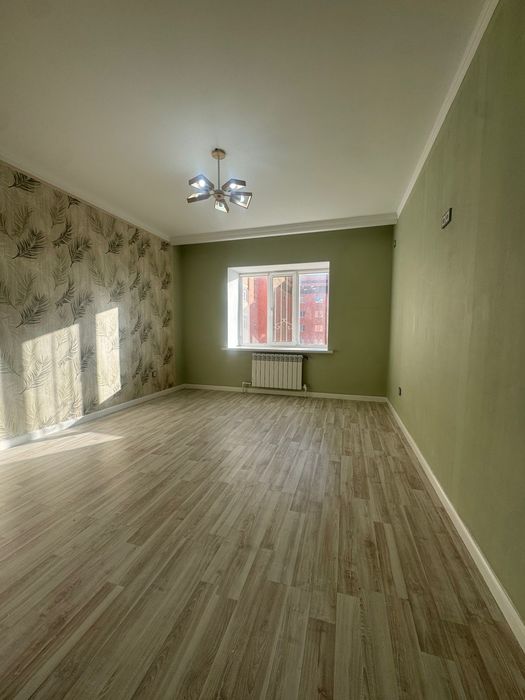 Тез арада 4 бөлмелі пәтер сатылады