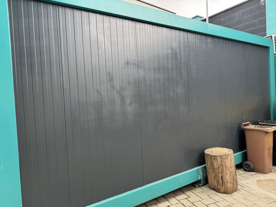 Container de vanzare