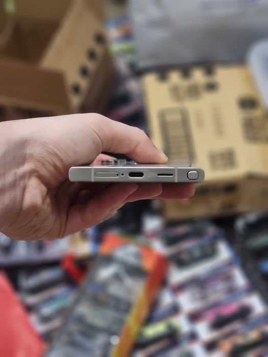 Samsung Galaxy S24 Ultra 512GB Titanium Grey в добро състояние