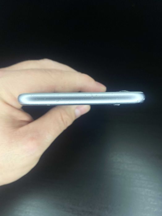 iPhone 6s 16GB – работещ, батерия 83%, Touch ID неработещ