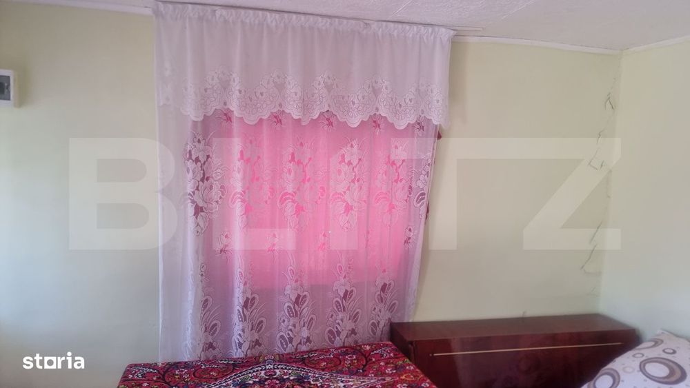 Casa renovata plus teren 2000 mp ,VARBILA