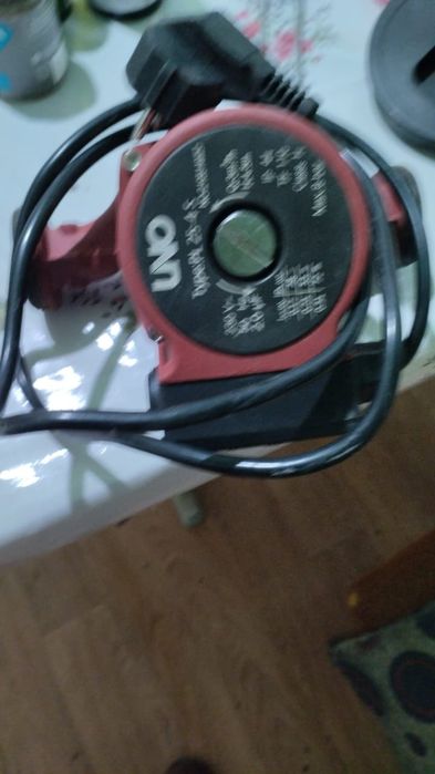 Продам насос для отопление.