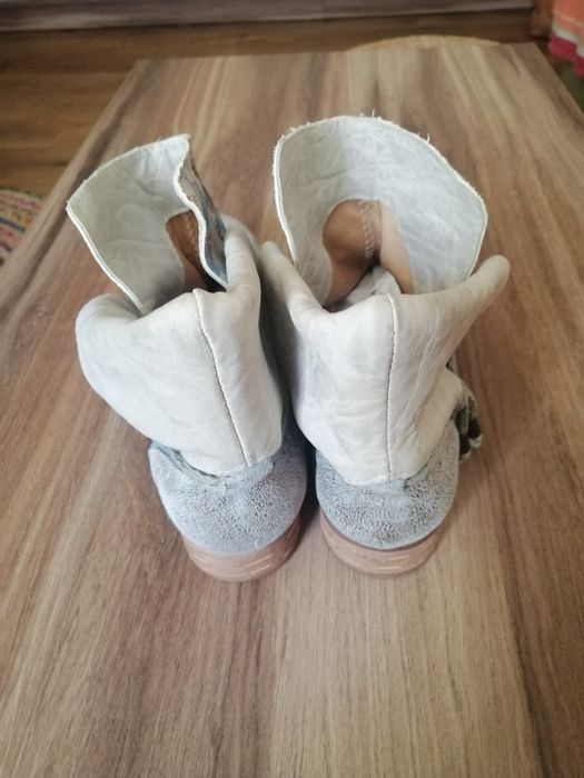 Botine din piele made in Italy