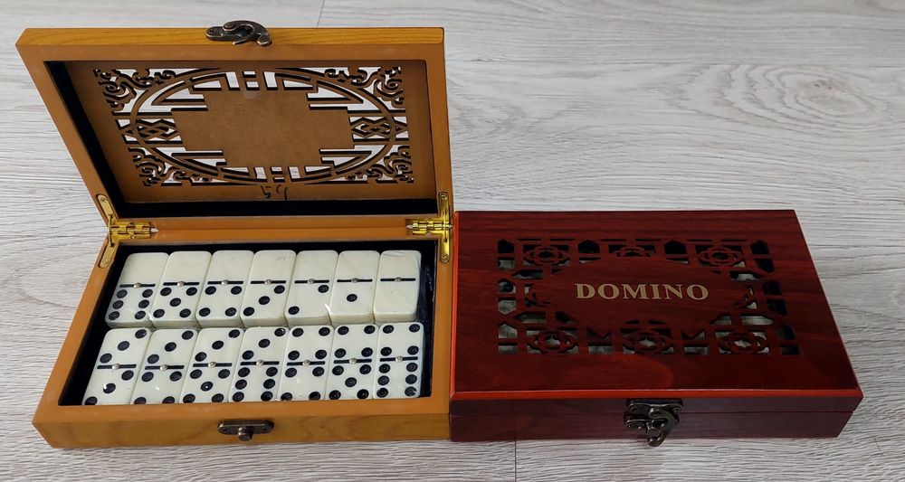 Шахматы, шашки, нарды, домино