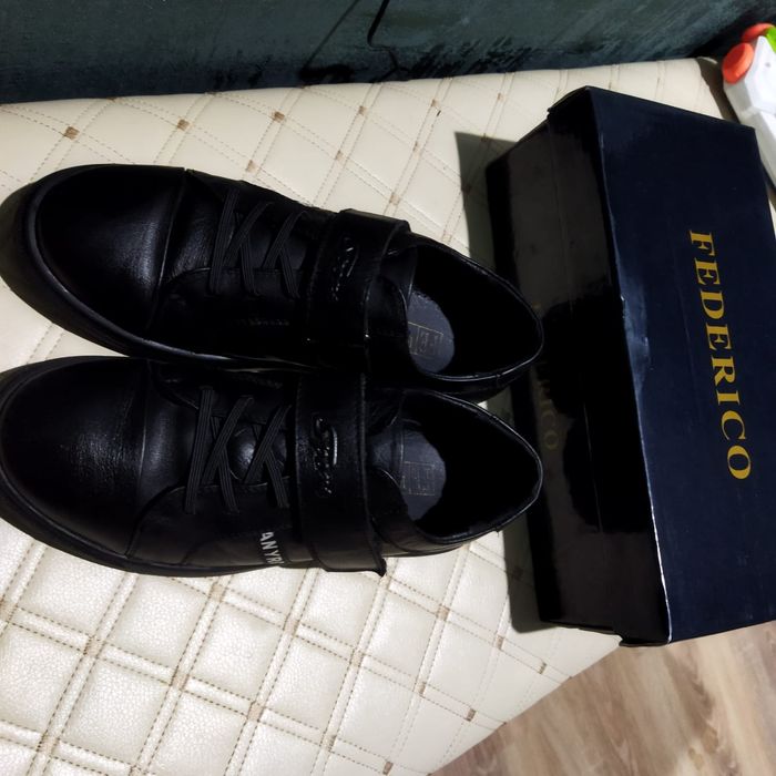 Школьные туфли на мальчика 34рр