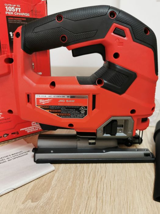 Pendular m18 milwaukee model destinat pietei de America