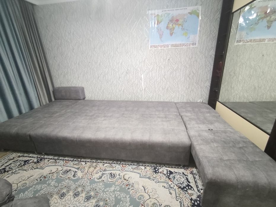 Продам диван угловой трансформер с креслом