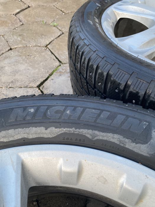 Продам диски с резиной мерседес.