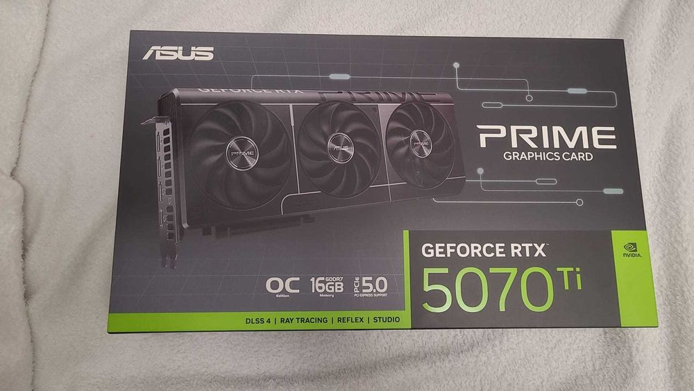 Placa video ASUS GeForce RTX 5070 Ti PRIME de 16GB GDDR7 256-bit