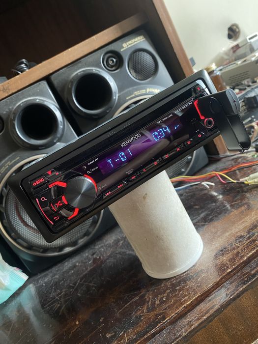 KENWOOD kdc-3057u - КАТО НОВ - USB, CD mp3, AUX плеър за кола сд авто радио