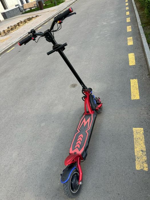 KAABO MANTIS 10 электросамокат