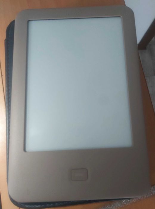 E-book Reader Tolino Page + Husă+cablu